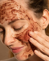 Exfoliante facial doble acción